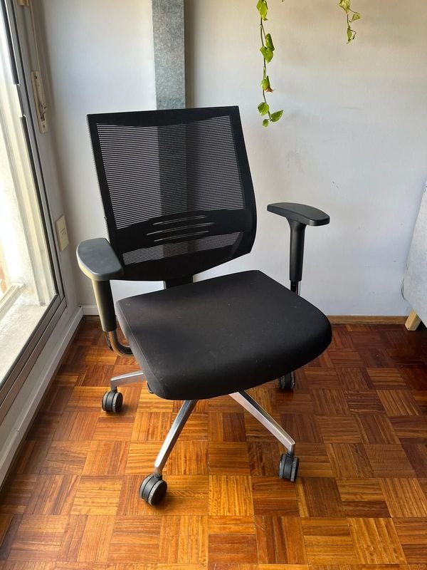 Item 899544 - Image 1