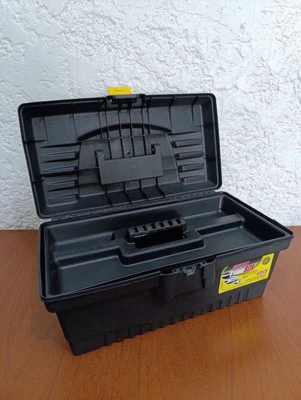 Caja de herramientas plástica de 16" - imagen 2