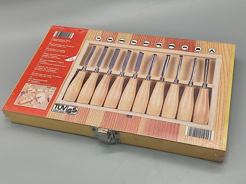 Juego de 10 Gubias para Madera en Caja de Madera