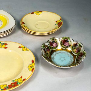 Conjunto de 11 Piezas de Porcelana: Platos y Compoteras Vintage - imagen 5