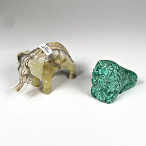 Lote siguiente: Figura de León en Malaquita y Elefante en Piedra
