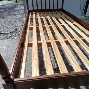 Cama Antigua de 1 Plaza en Madera Oscura - imagen 6