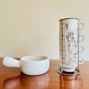 Set de Tazas de Cerámica con Estatua de la Libertad y Ollita Blanca - imagen 2