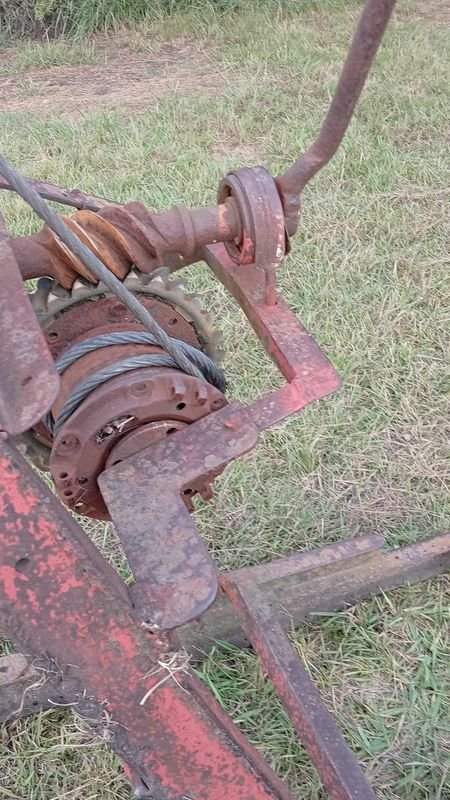 Guinche levanta motor para agricultura - imagen 2