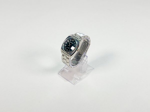 Lote anterior: Reloj de pulsera para caballero, malla metálica y esfera negra