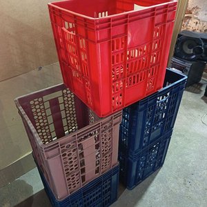 Lote de 5 Cajones Plásticos Cuadrados Apilables - imagen 2