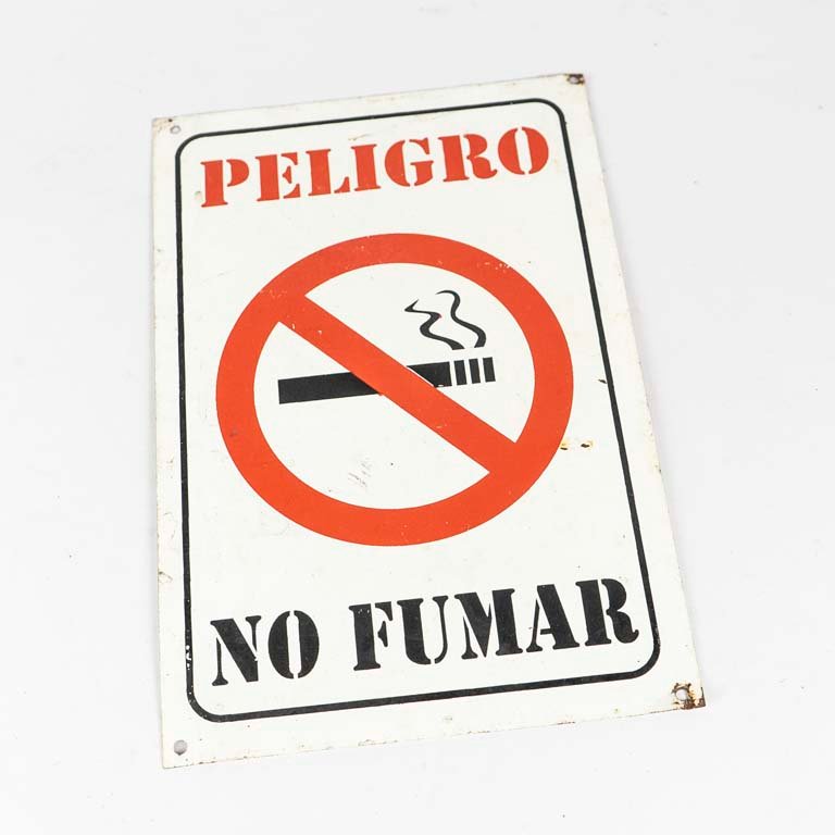 Lote anterior: Cartel de advertencia anti-tabaco