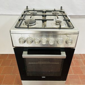 Cocina Eléctrica Beko 50x60x85cm con Horno y Hornallas - imagen 5
