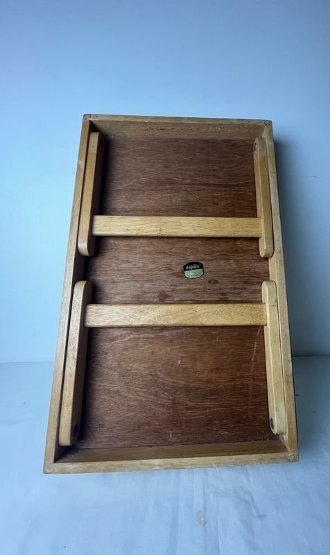 Mesa desayunador en madera con accesorios - imagen 10