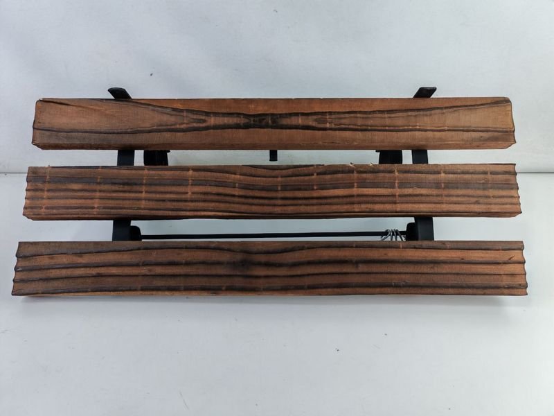 Muebles de madera y metal en buen estado - imagen 4