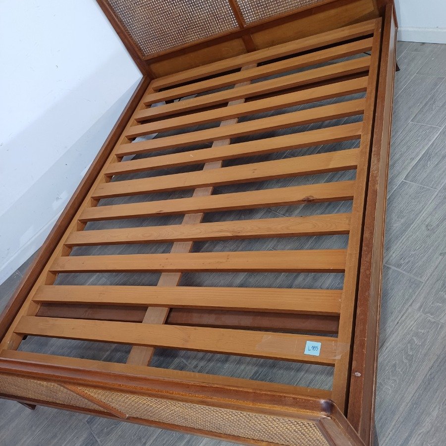 Cama de 2 plazas estilo Mid Century con respaldo y piecera esterillados - imagen 6