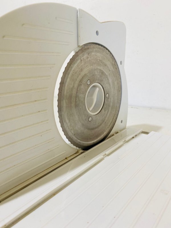 Cortadora de fiambre DAEWOO - Aparato eléctrico para el hogar - imagen 3