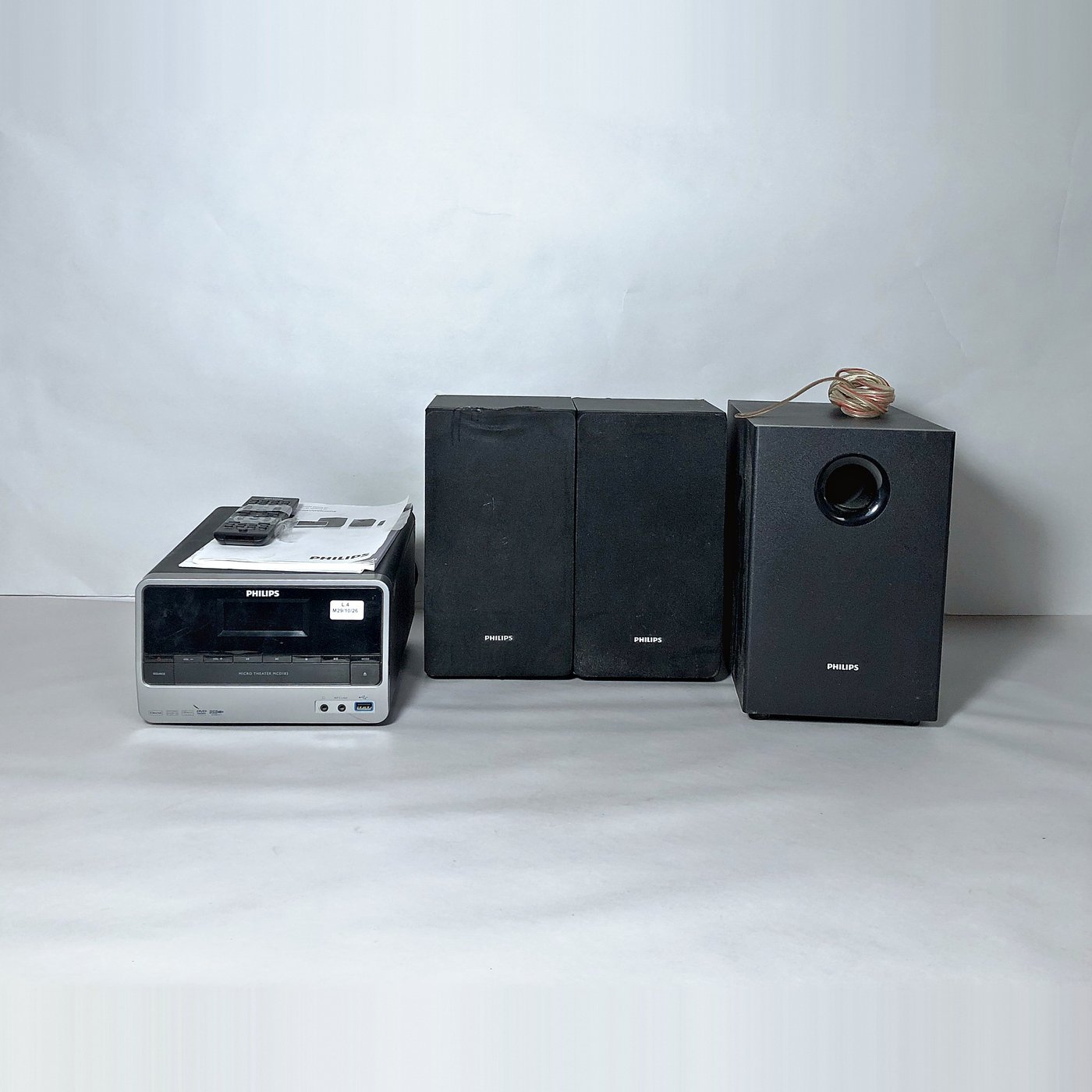 Equipo de música Philips Micro Theater MCD103 con parlantes y buffer