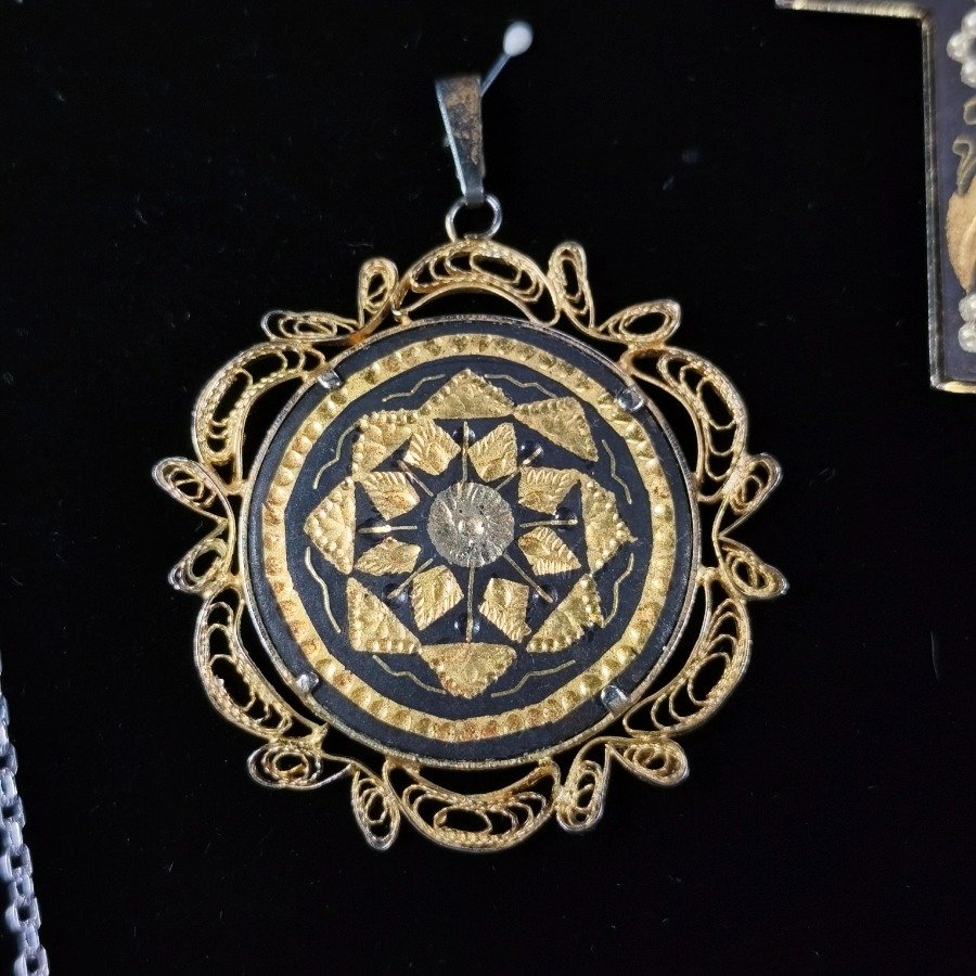 Item 16304 - Image 2