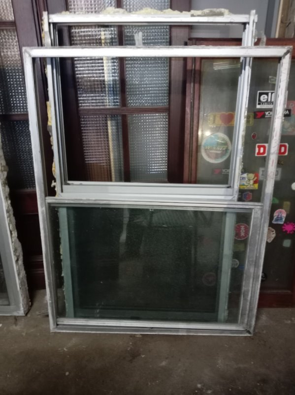 2 Ventanales Corredizos de Aluminio y Vidrio