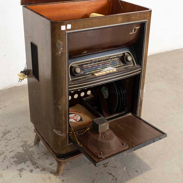 Item 2101985 - Image 2