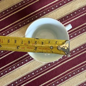Juego de Tazas y Platos de Porcelana China con Detalles Florales - imagen 12