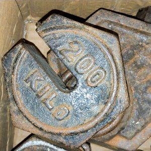 Lote de 21 Pesas para Balanza de Hierro Fundido - imagen 3