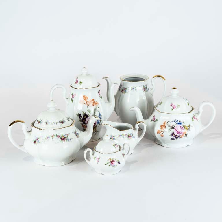 Lote siguiente: Piezas de porcelana Checa para servir