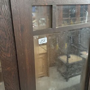 Lote siguiente: Biblioteca Antigua de Roble con Puertas de Vidrio