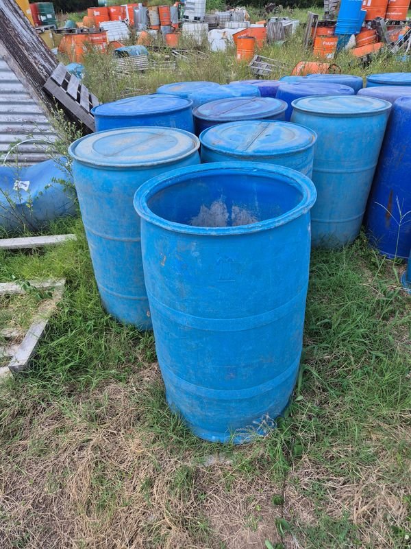 Lote siguiente: Tanques de PVC de 200 litros en venta