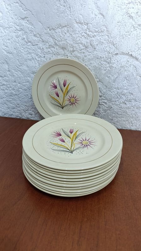 Platos de Cerámica con Diseño Floral
