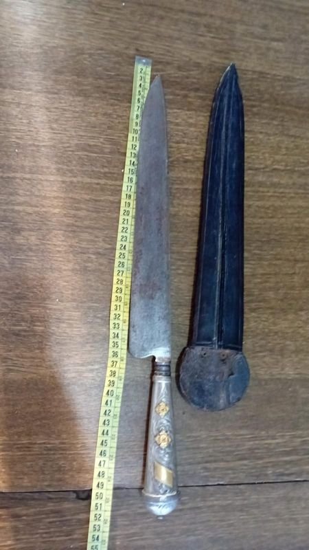 Lote anterior: Cuchillo de Plata y Oro Solingen Original