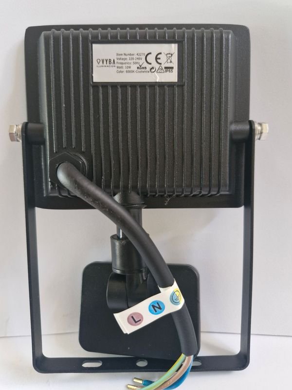 Iluminación LED VYBA 10W 6000K con fotocélula - imagen 3