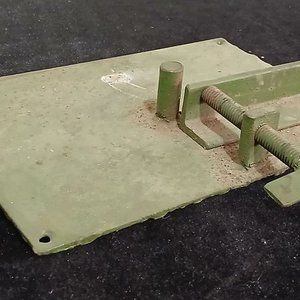 Plancha Plegadora de Hierro con Dos Manijas - imagen 2