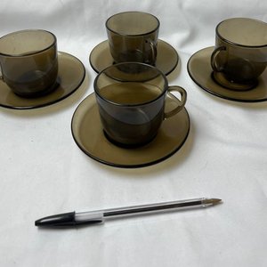 Juego de 4 Tazas de Café con Platillos de Vidrio Ahumado - imagen 2