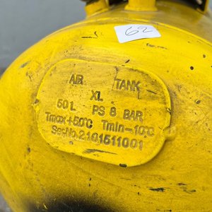 Compresor de Aire Amarillo con Tanque de 60L y Pérdida de Aire - imagen 6
