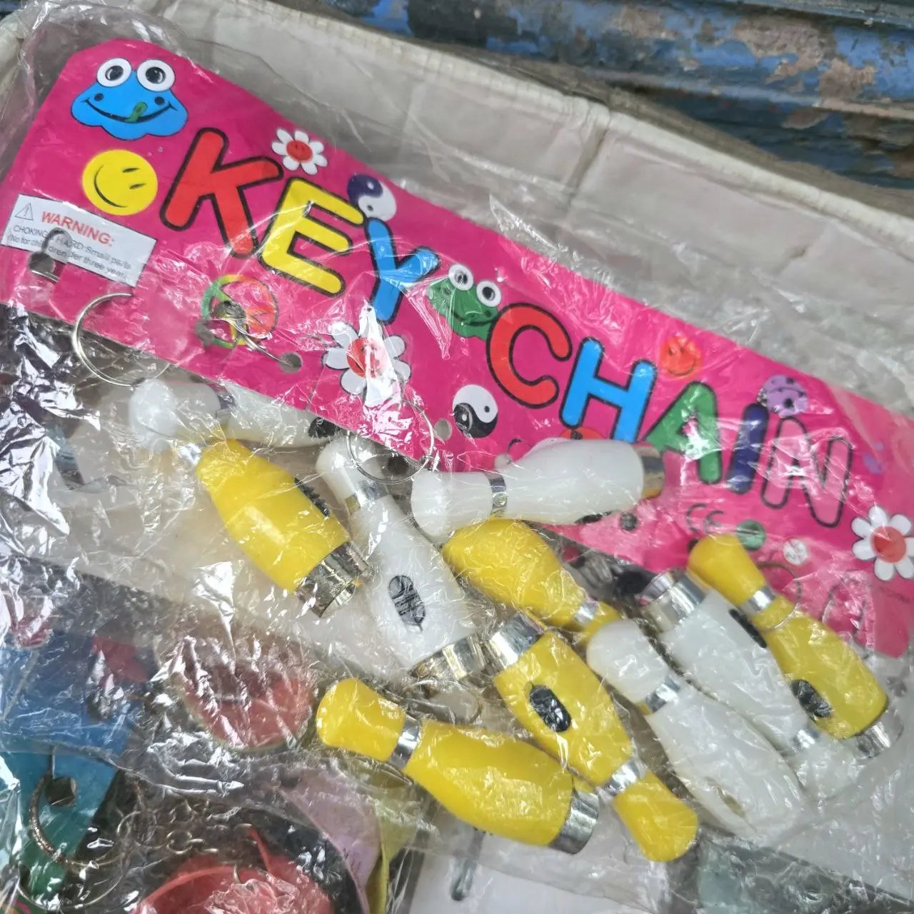 Llaveros para niños en caja de 25 paquetes - imagen 2