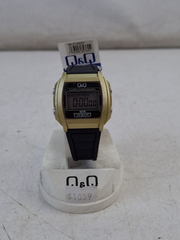Reloj Pulsera Digital Q&Q Dorado con Alarma y Cronógrafo