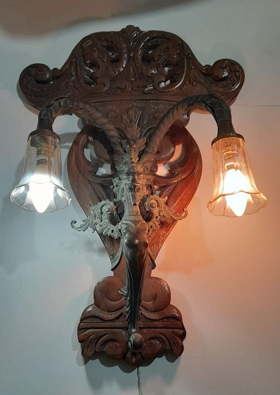 Antigua Iluminacion de pared Fines de 1800 Grifo de Bronce con su patina Original una Raresa - imagen 9