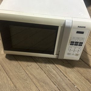 Lote siguiente: Microondas Panavox Blanco