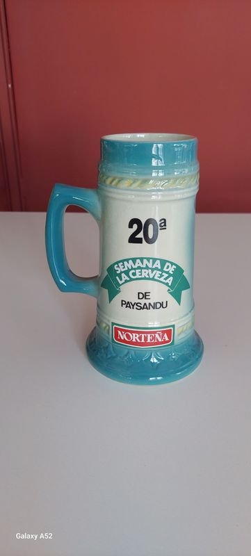 Lote siguiente: Jarra de la semana de la cerveza número 20