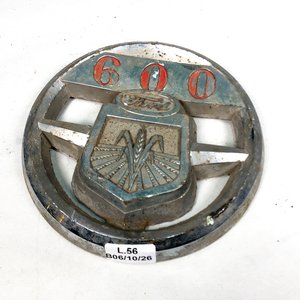 Placa Emblema Ford 600 Logo Circular Metal Vintage - imagen 2