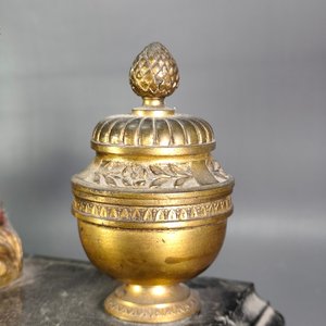 Tintero de Escritorio en Mármol y Bronce con Figura de Perro Firmada A. Marionnet - imagen 5