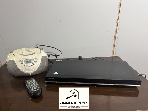 Reproductor de DVD Samsung y Equipo de Sonido con Control Remoto