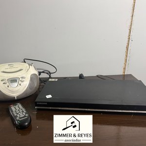 Lote anterior: Reproductor de DVD Samsung y Equipo de Sonido con Control Remoto