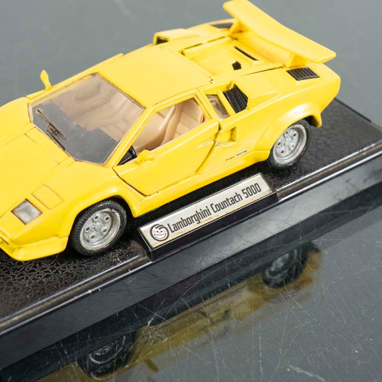 Item 2112548 - Image 1