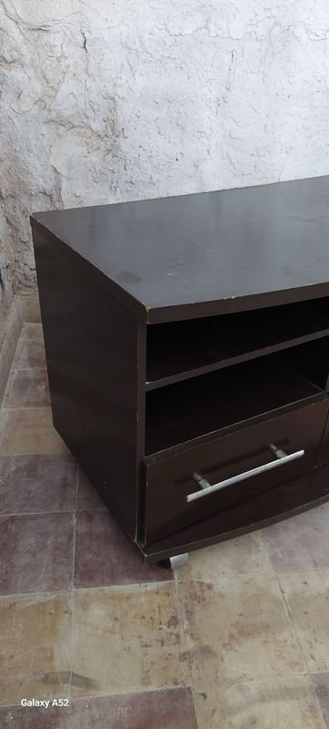 Rack de TV en buen estado - imagen 3