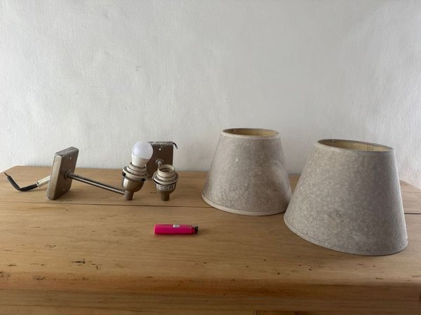 Par de Lámparas de Pared con Pantallas - imagen 1