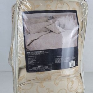 Juego de Acolchado Royal Club Luxury Jacquard Beige y Dorado 9 Piezas Cama 2 Plazas - imagen 3