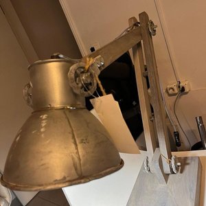 Lámpara de Escritorio Industrial Aluminio y Madera 'Light & Living' - imagen 4