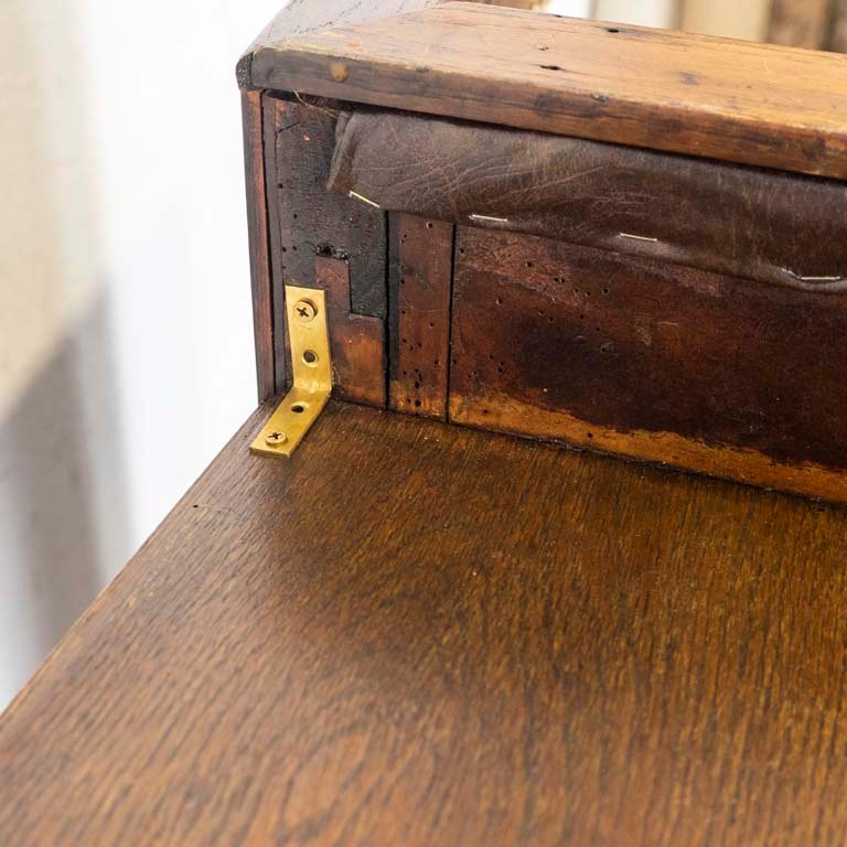 Banco de roble con tapicería en cuerina - imagen 3