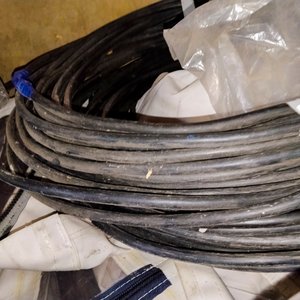 Varios Rollos de Cable Eléctrico Negro - imagen 4