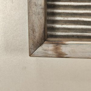 Lápiz sobre Papel: Motivo Geométrico con Dedicatoria y Marco de Madera - imagen 4