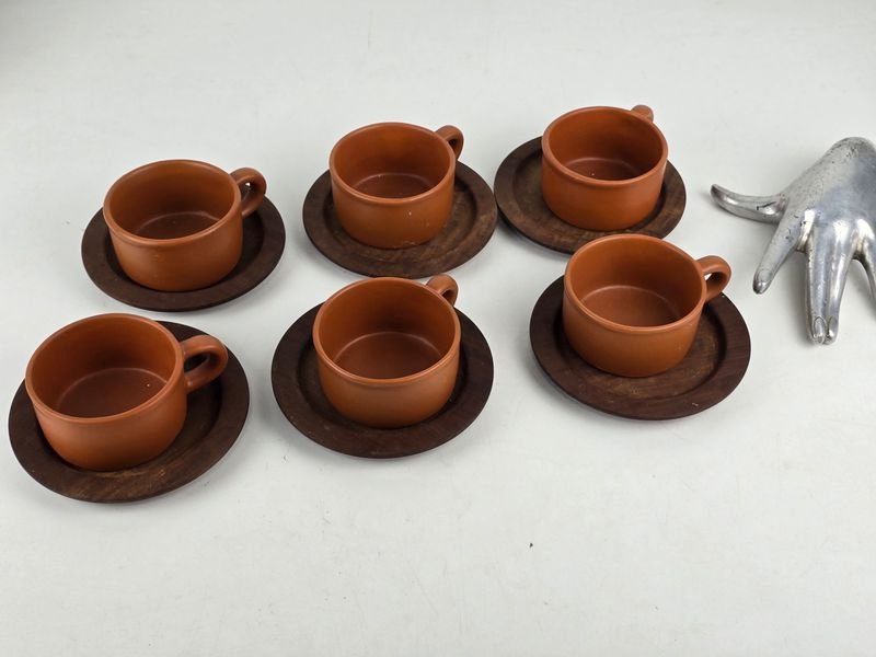 Juego de 6 Tazas de Té de Cerámica con Platillos de Madera