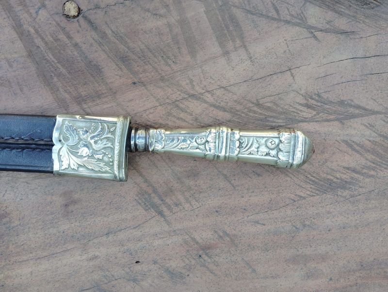 Cuchillo de caza con características únicas - imagen 8